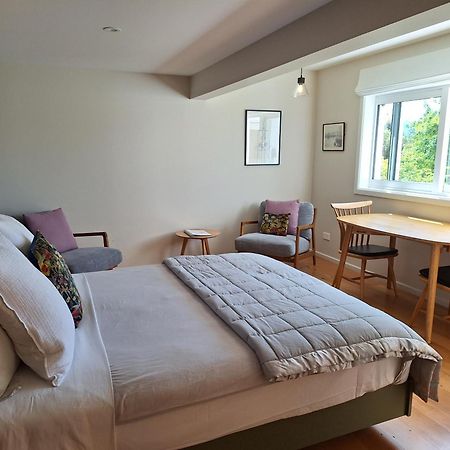 Kowhai Studio -Private Opposite Golf Course In Central واناكا المظهر الخارجي الصورة
